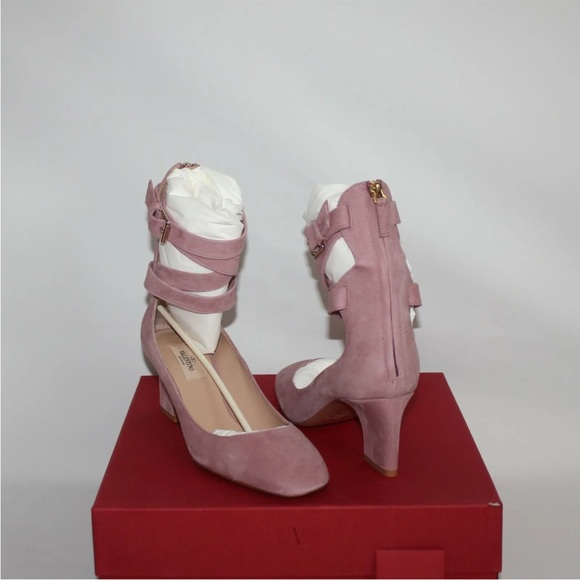 Valentino Garavani Crisscross Suede Pumps Size 39 $995 NIB - Picture 1 of 8